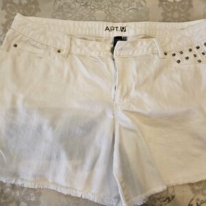 Apt. 9 Cream Denim Shorts